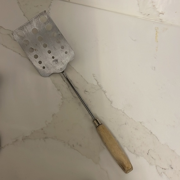 Fun Set of 3 Vintage Kitchen Utensils - Picture 6 of 9